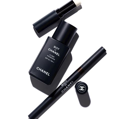 boy chanel maquillage homme|Chanel makeup for men.